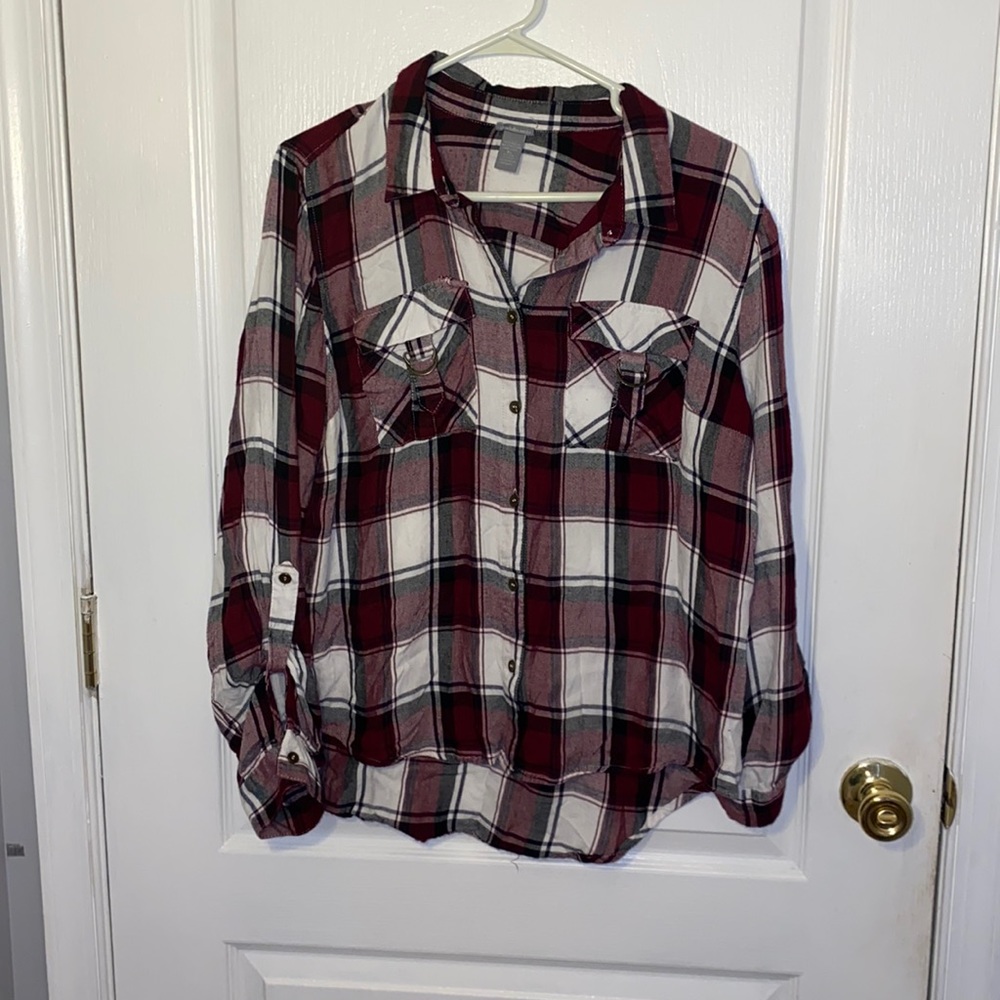 COPY - Red burgundy plaid button up Charlotte Russe xl